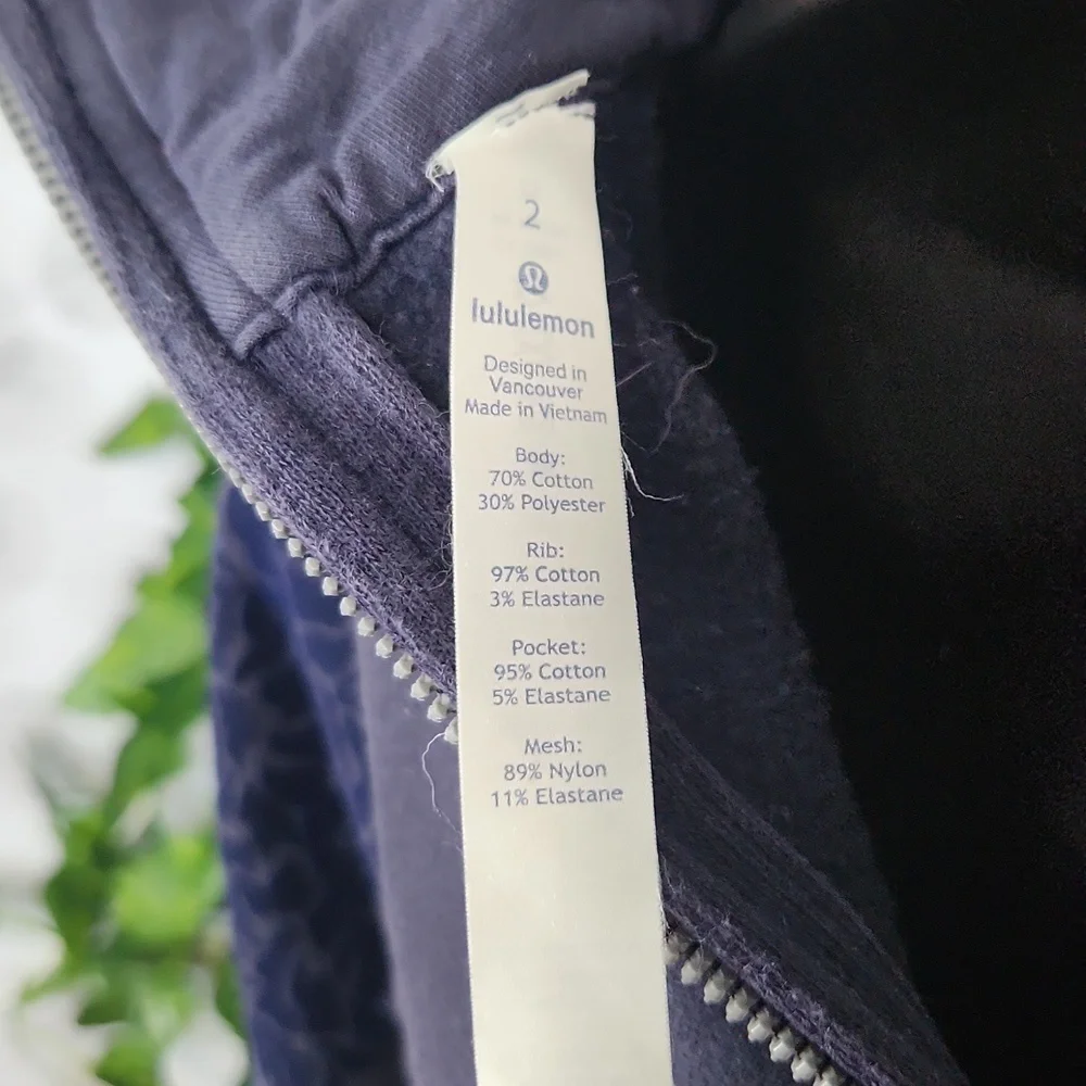 Lululemon Scuba Quarter-Zip Fleece Hoodie | Midnight Navy | Size 2 - Picture 8 of 10